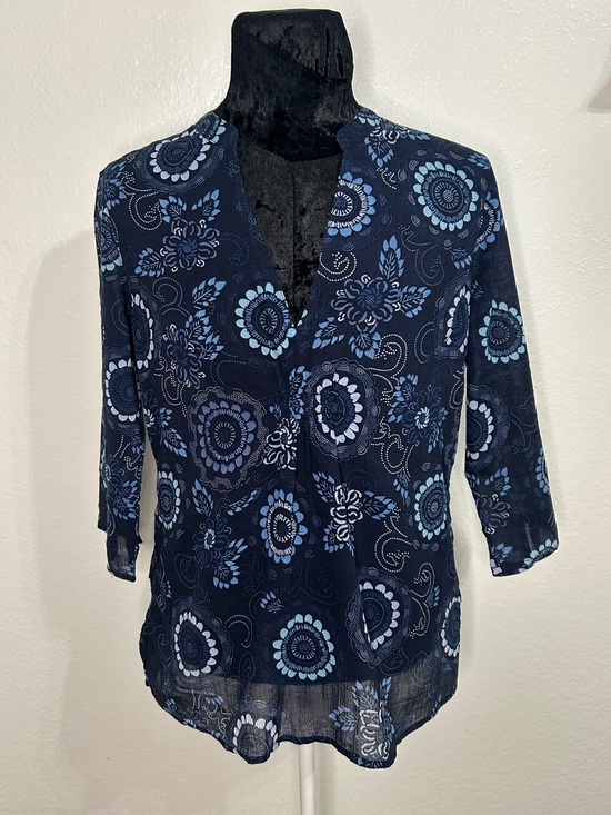 Eddie Bauer Tops - Eddie Bauer Floral Blouse Women’s Medium